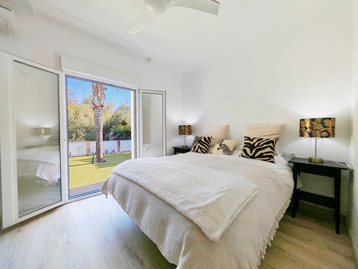 3 bedroom Villa for sale in Las Chapas - € 895,000 (Ref: 9378546)