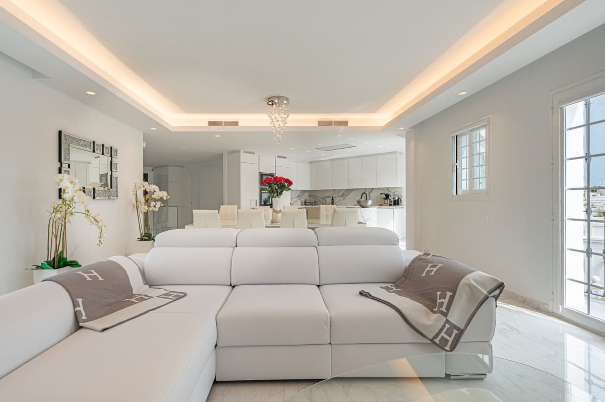 3 soverom Hus til salgs i Nueva Andalucia - € 1 050 000 (Ref: 9382025)