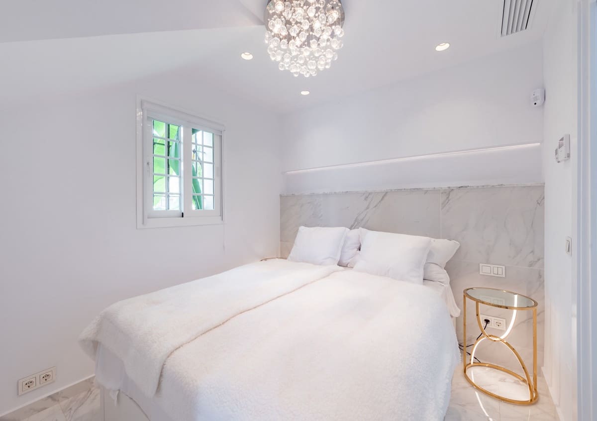 3 soverom Hus til salgs i Nueva Andalucia - € 1 050 000 (Ref: 9382025)