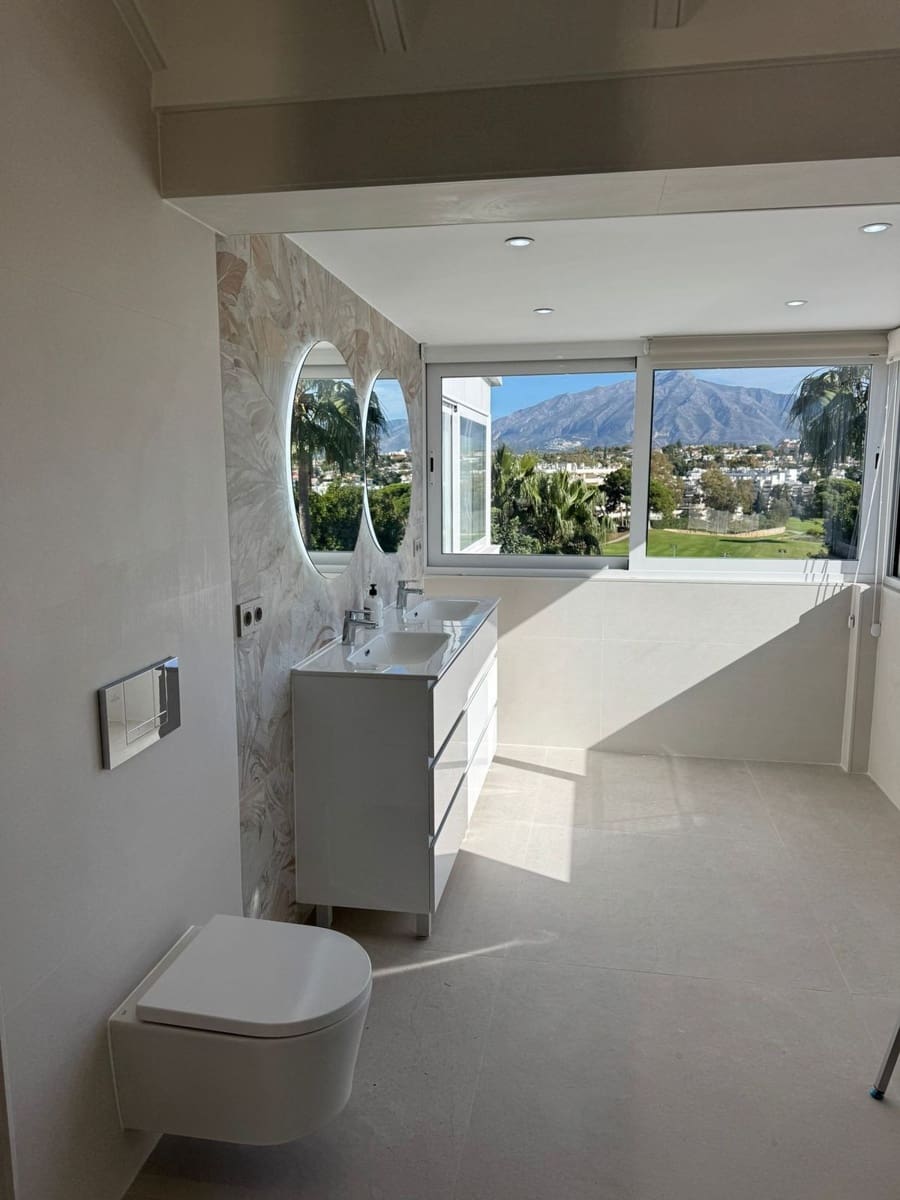 3 quarto Casa em Banda para venda em Guadalmina com garagem - 1 400 000 € (Ref: 9411349)