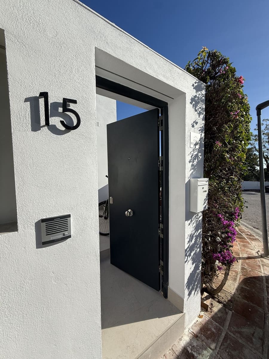 3 quarto Casa em Banda para venda em Guadalmina com garagem - 1 400 000 € (Ref: 9411349)