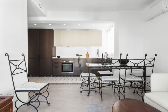 3 Zimmer Apartment zu verkaufen in Estepona - 439.000 € (Ref: 9412949)