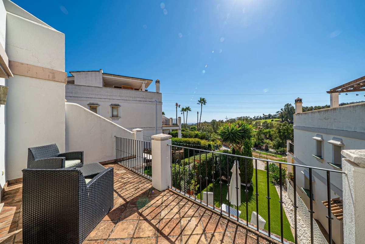 4 soverom Hus til salgs i Estepona - € 585 000 (Ref: 9412951)