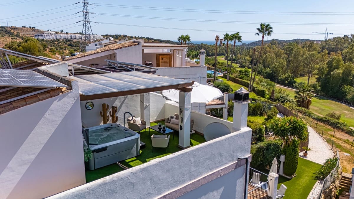 4 soverom Hus til salgs i Estepona - € 585 000 (Ref: 9412951)