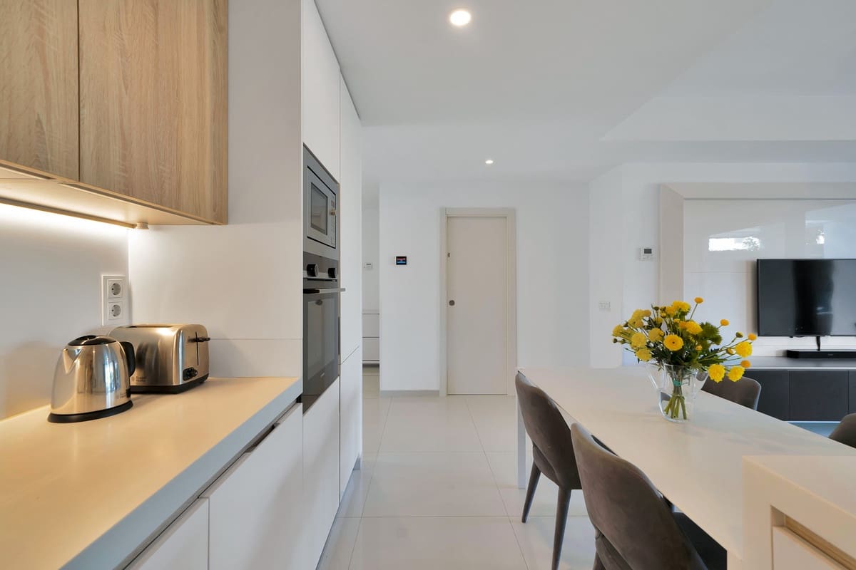 3 bedroom Apartment for sale in Atalaya-Isdabe - € 895,000 (Ref: 9412954)