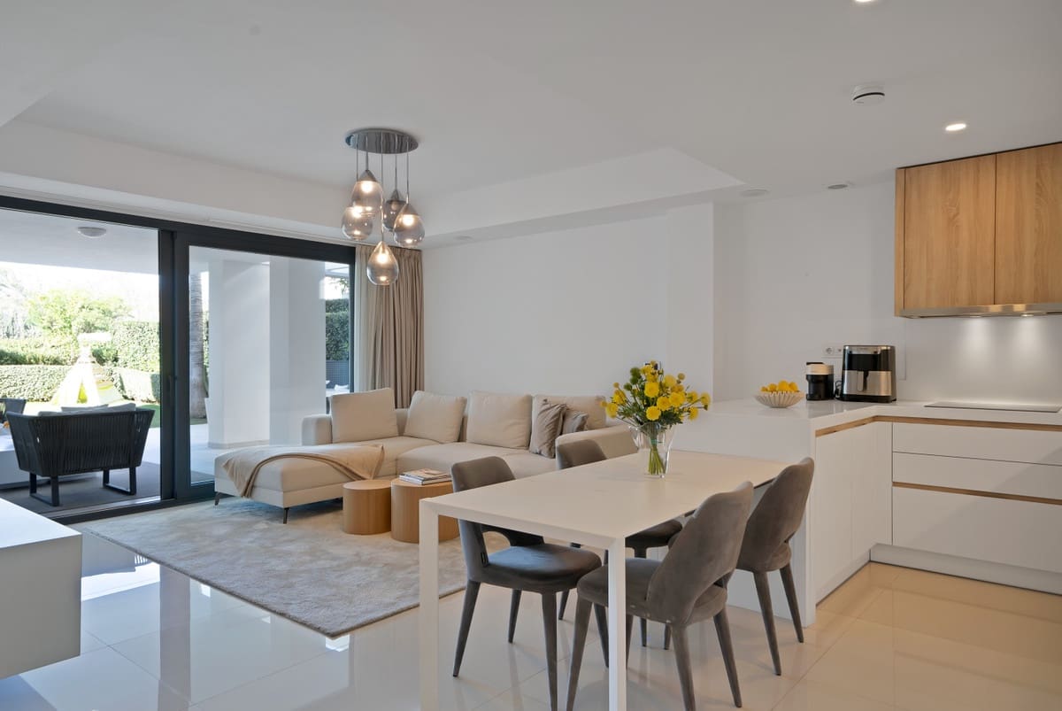 3 bedroom Apartment for sale in Atalaya-Isdabe - € 895,000 (Ref: 9412954)