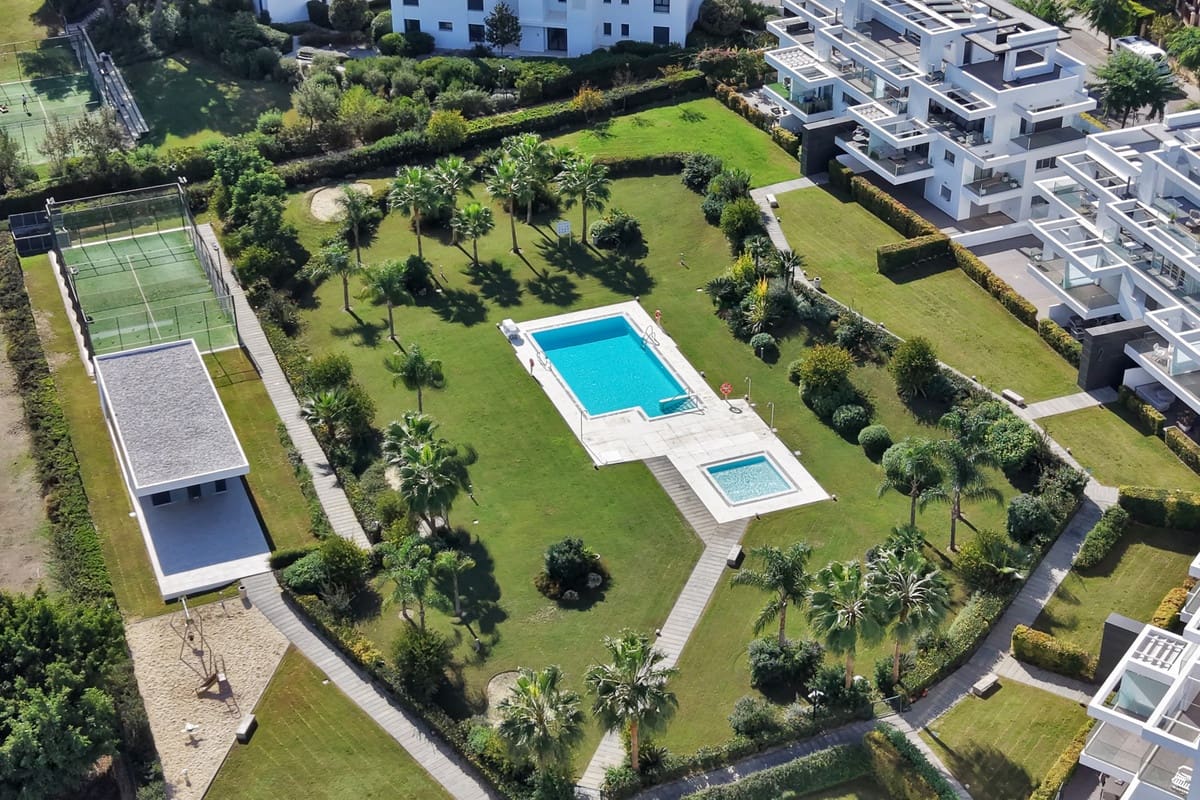3 bedroom Apartment for sale in Atalaya-Isdabe - € 895,000 (Ref: 9412954)