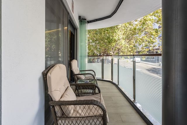 3 soverom Leilighet til salgs i Estepona med garasje - € 759 000 (Ref: 9412955)