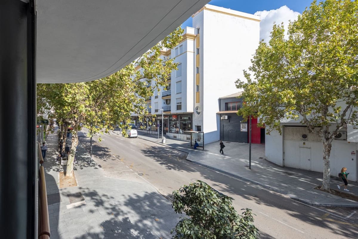 3 soverom Leilighet til salgs i Estepona med garasje - € 759 000 (Ref: 9412955)