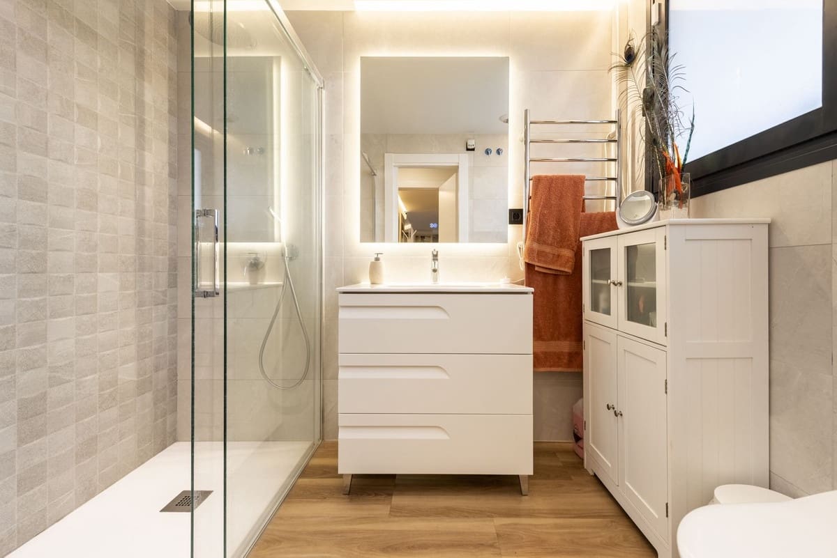 Apartamento de 3 habitaciones en Estepona en venta con garaje - 759.000 € (Ref: 9412955)