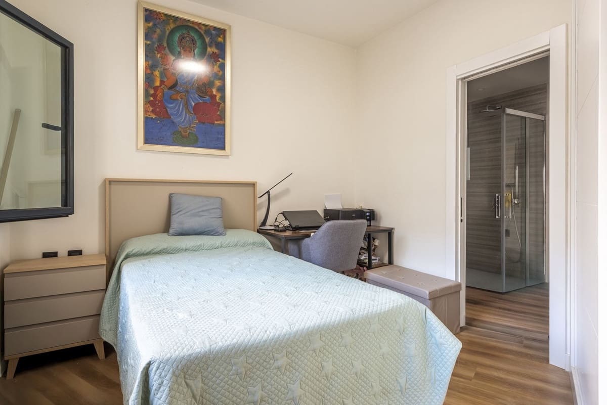 Apartamento de 3 habitaciones en Estepona en venta con garaje - 759.000 € (Ref: 9412955)