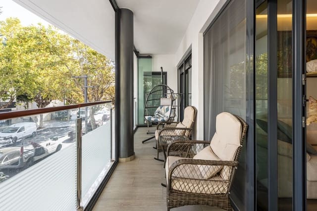 3 chambre Appartement à vendre à Estepona avec garage - 759 000 € (Ref: 9412955)