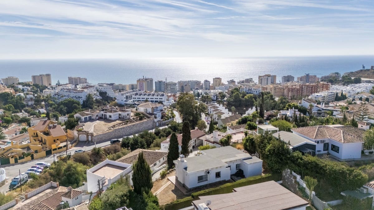 4 chambre Villa/Maison à vendre à Fuengirola avec garage - 1 800 000 € (Ref: 9413168)