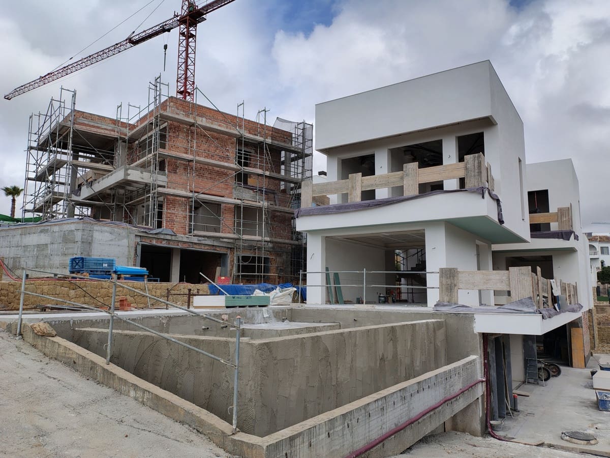 Chalet de 4 habitaciones en Mijas Costa en venta con garaje - 1.675.000 € (Ref: 9413181)