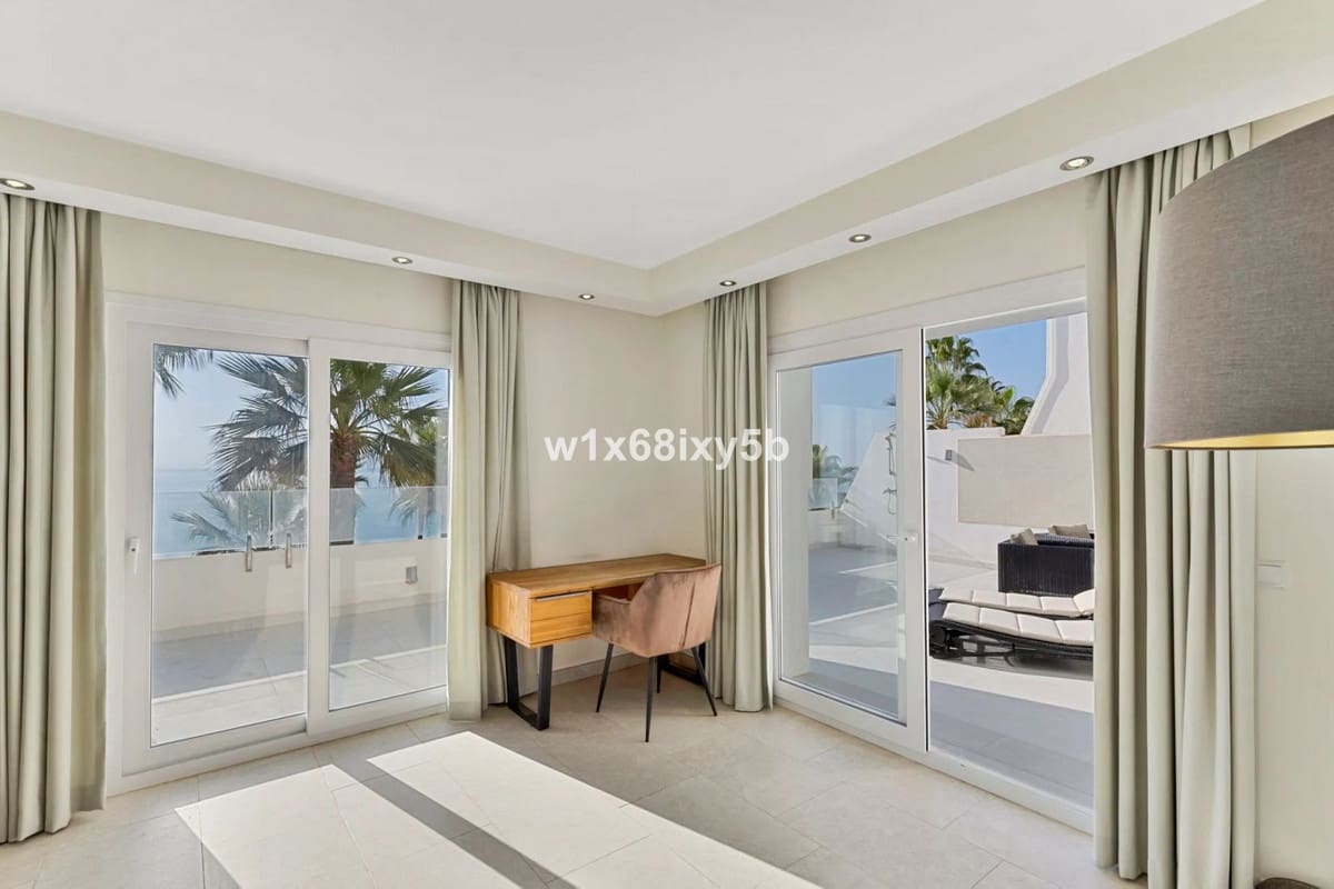 3 makuuhuone Huoneisto myytävänä paikassa Estepona - 1 995 000 € (Ref: 9413184)