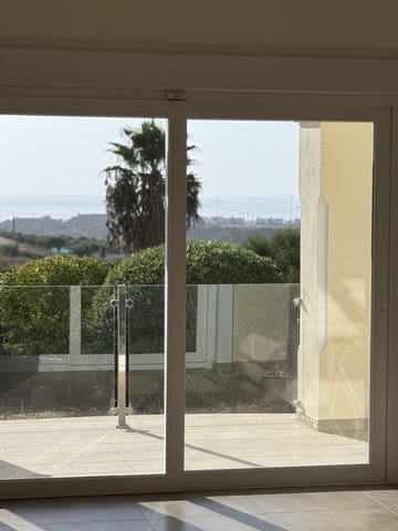 5 quarto Moradia para venda em Estepona - 1 495 000 € (Ref: 9413186)