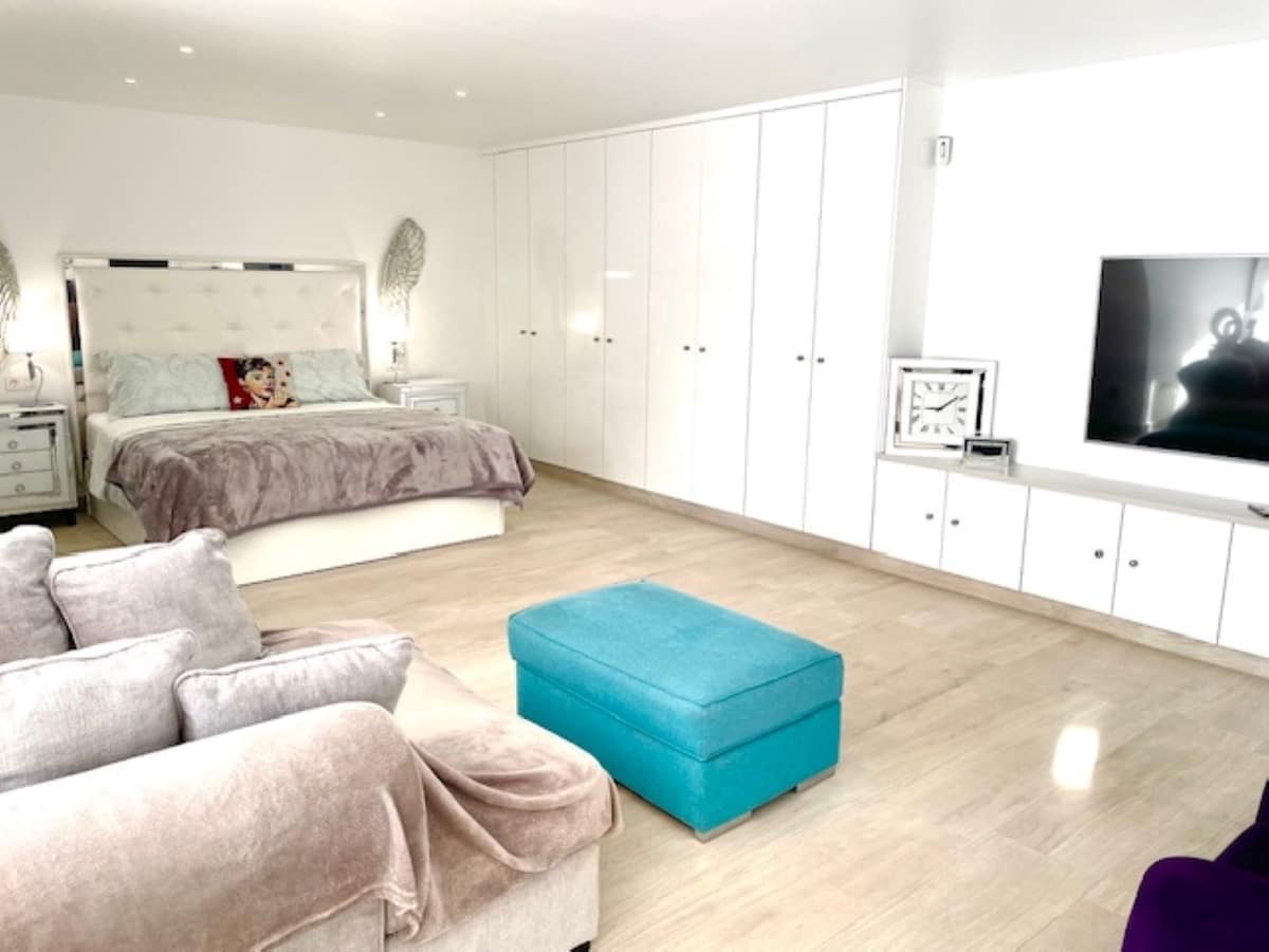 5 quarto Moradia para venda em Estepona - 1 495 000 € (Ref: 9413186)