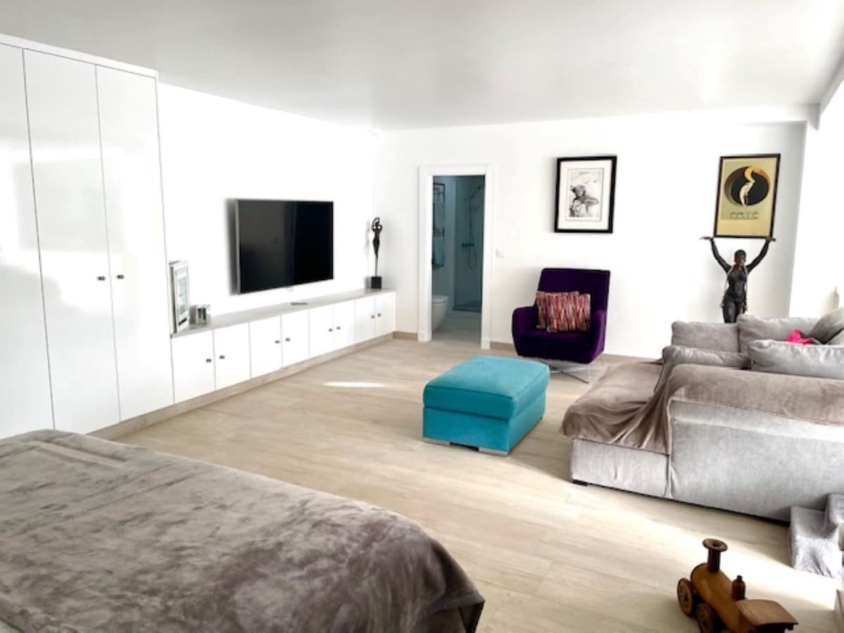 5 quarto Moradia para venda em Estepona - 1 495 000 € (Ref: 9413186)