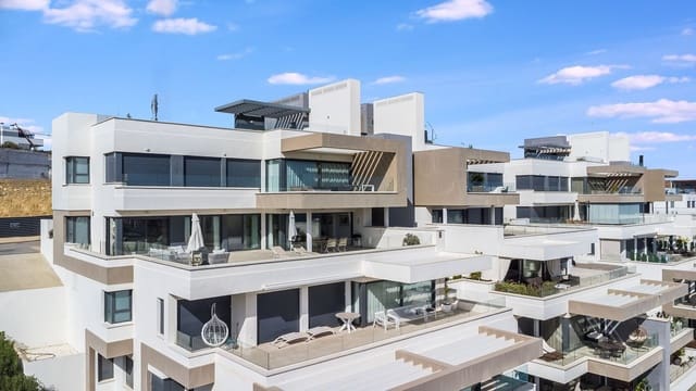 4 makuuhuone Huoneisto myytävänä paikassa Estepona mukana 
autotalli - 1 090 000 € (Ref: 9413187)