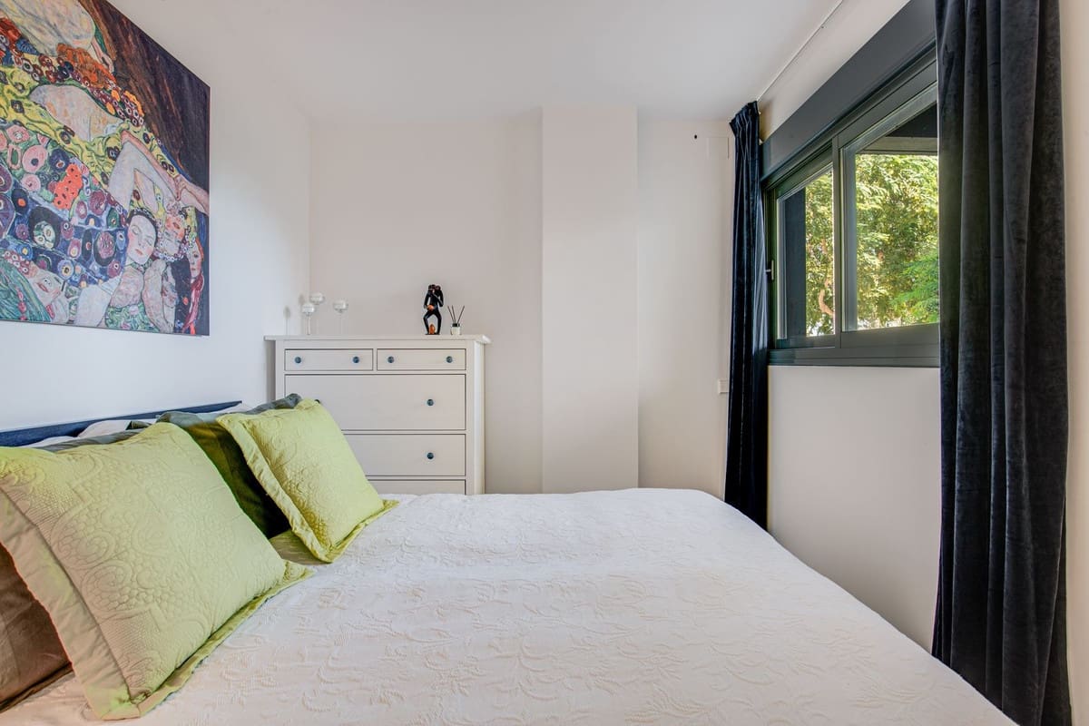 4 makuuhuone Huoneisto myytävänä paikassa Estepona mukana 
autotalli - 1 090 000 € (Ref: 9413187)