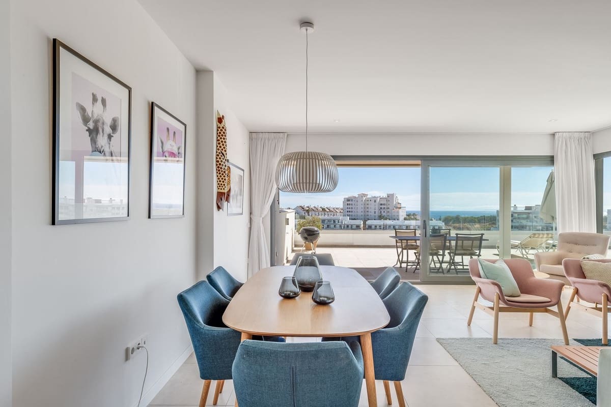 Apartamento de 4 habitaciones en Estepona en venta con garaje - 1.090.000 € (Ref: 9413187)