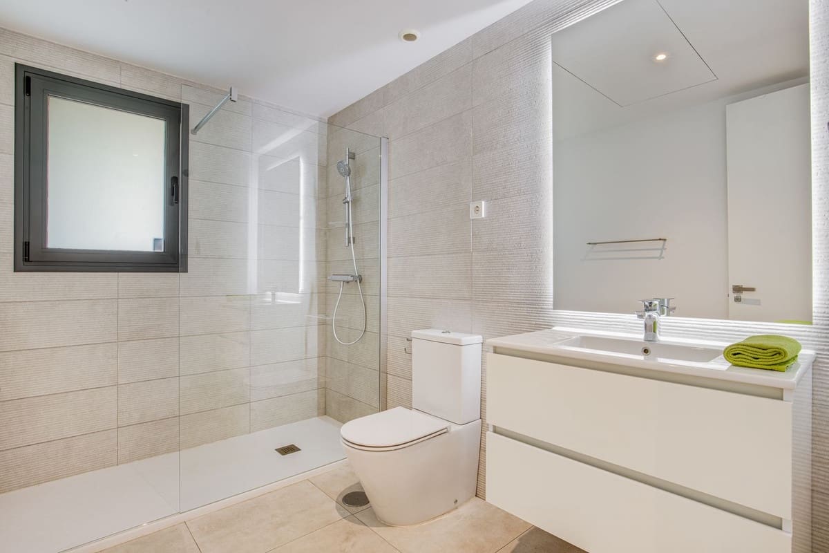 Apartamento de 4 habitaciones en Estepona en venta con garaje - 1.090.000 € (Ref: 9413187)