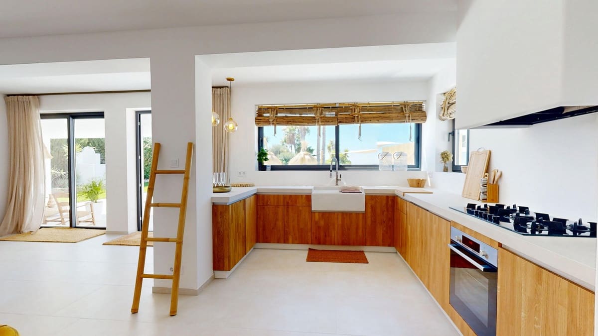 3 quarto Moradia para venda em Estepona - 1 495 000 € (Ref: 9413188)