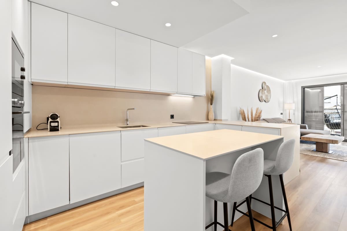 2 soveværelse Lejlighed til salg i Estepona - € 599.900 (Ref: 9413191)