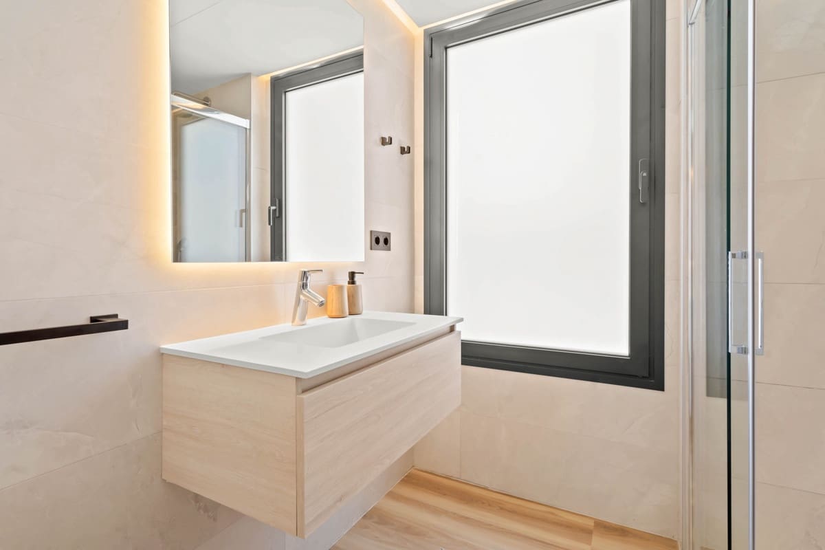 2 soveværelse Lejlighed til salg i Estepona - € 599.900 (Ref: 9413191)