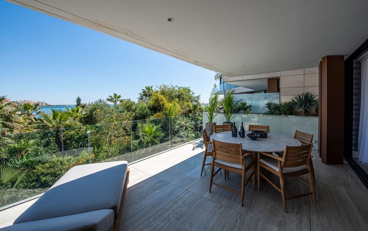 2 camera da letto Appartamento in vendita in Estepona con garage - 1.280.000 € (Rif: 9413193)