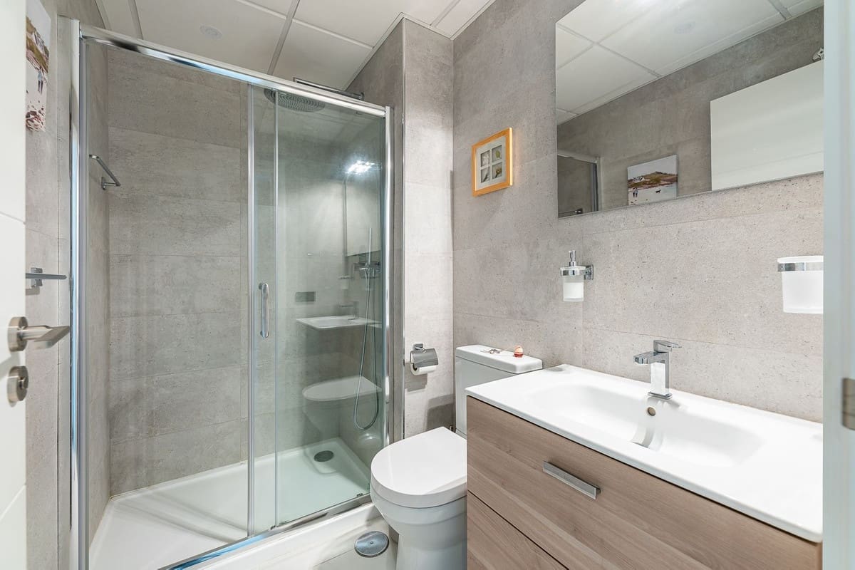 4 sovrum Lägenhet till salu i Estepona - 899 000 € (Ref: 9413194)