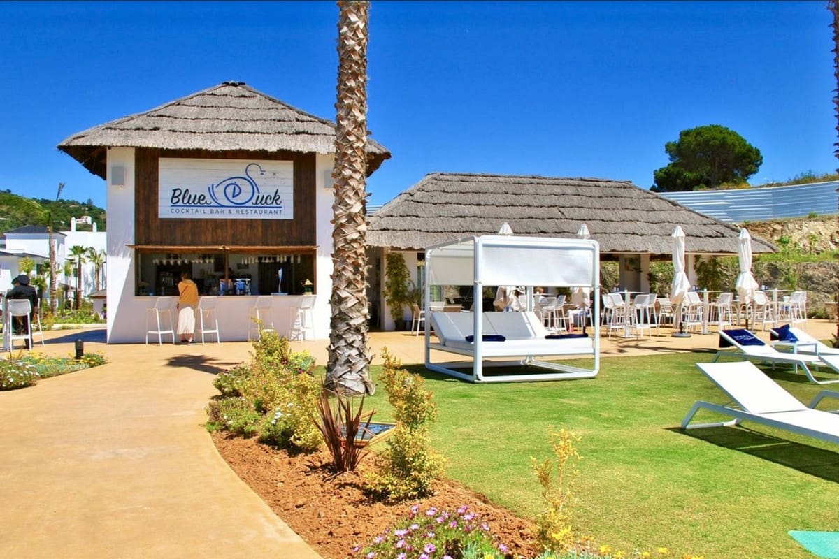 4 sovrum Lägenhet till salu i Estepona - 899 000 € (Ref: 9413194)