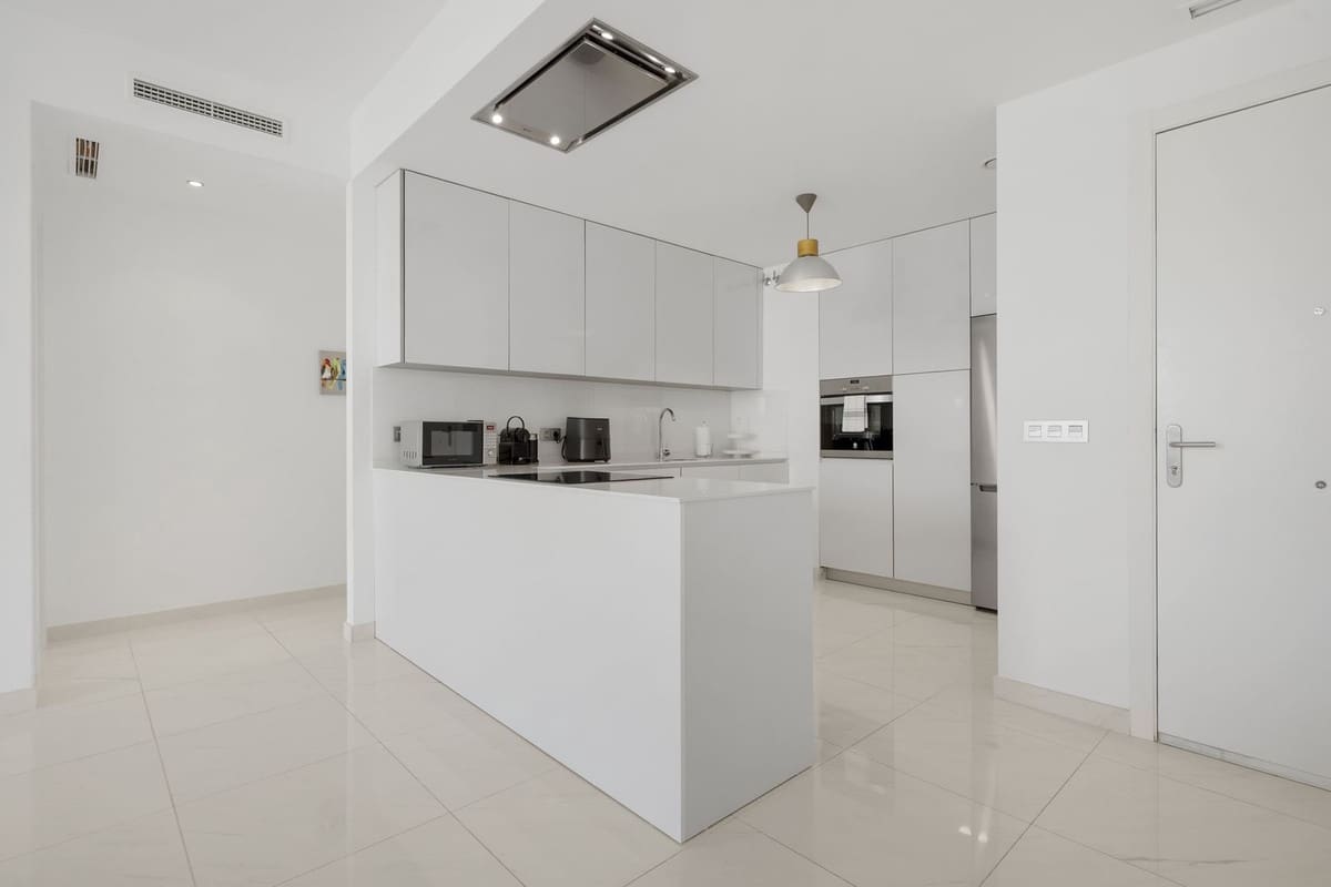 3 soverom Leilighet til salgs i New Golden Mile - € 495 000 (Ref: 9413195)