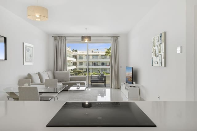 3 sypialnia Apartament na sprzedaż w New Golden Mile, Estepona - 495 000 € (Ref: 9413195)