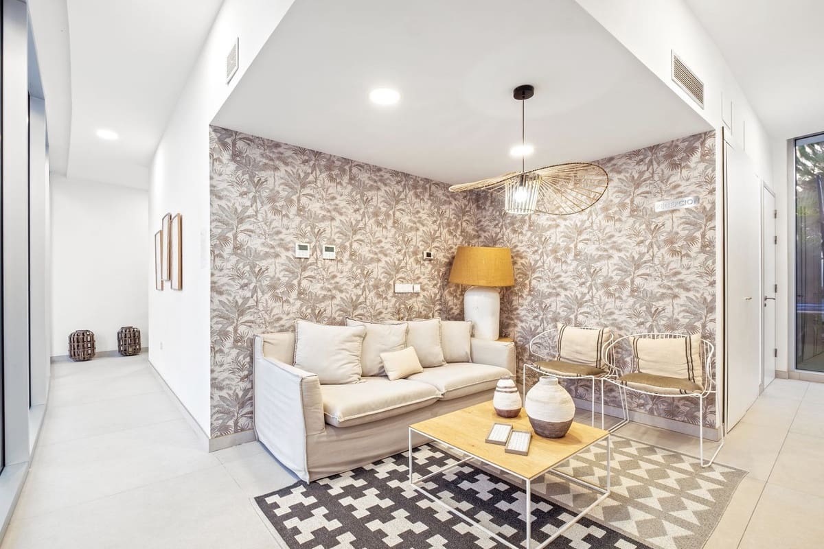 2 bedroom Apartment for sale in Estepona - € 795,000 (Ref: 9413196)