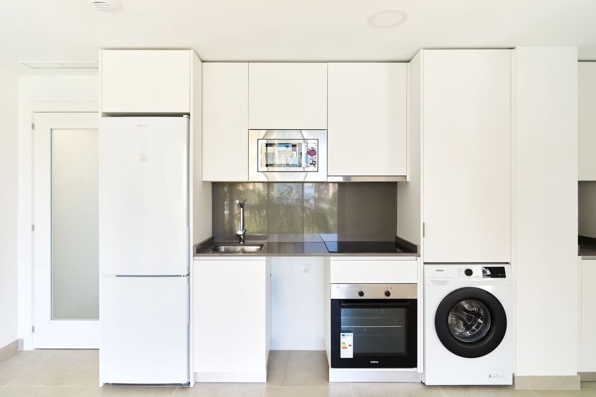 2 makuuhuone Huoneisto myytävänä paikassa Estepona - 459 000 € (Ref: 9413197)