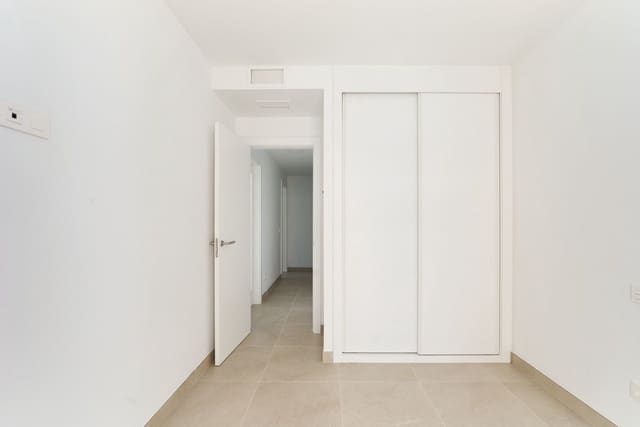 2 makuuhuone Huoneisto myytävänä paikassa Estepona - 459 000 € (Ref: 9413197)