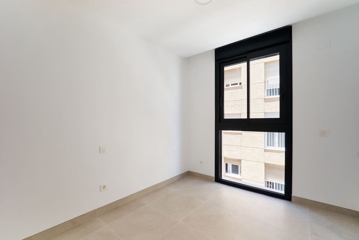 2 makuuhuone Huoneisto myytävänä paikassa Estepona - 399 000 € (Ref: 9413197)