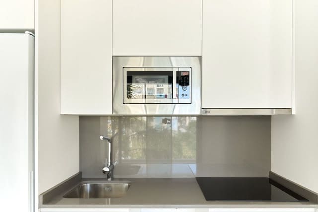 2 makuuhuone Huoneisto myytävänä paikassa Estepona - 399 000 € (Ref: 9413197)