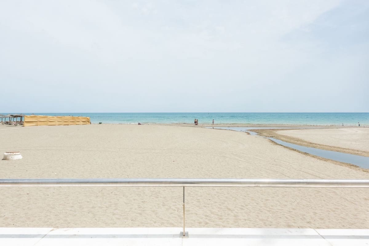 3 makuuhuone Huoneisto myytävänä paikassa Estepona - 690 000 € (Ref: 9413199)