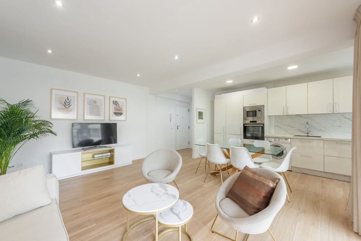 3 makuuhuone Huoneisto myytävänä paikassa Estepona - 690 000 € (Ref: 9413199)