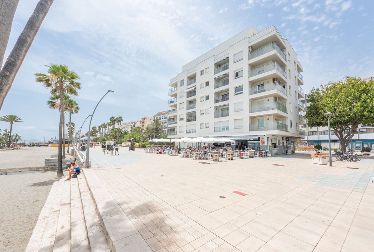 3 makuuhuone Huoneisto myytävänä paikassa Estepona - 690 000 € (Ref: 9413199)