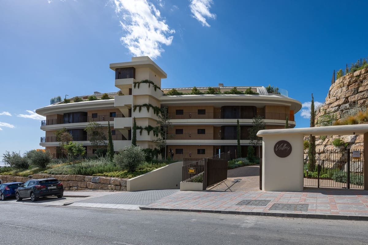 Apartamento de 2 habitaciones en Fuengirola en venta - 799.000 € (Ref: 9414605)