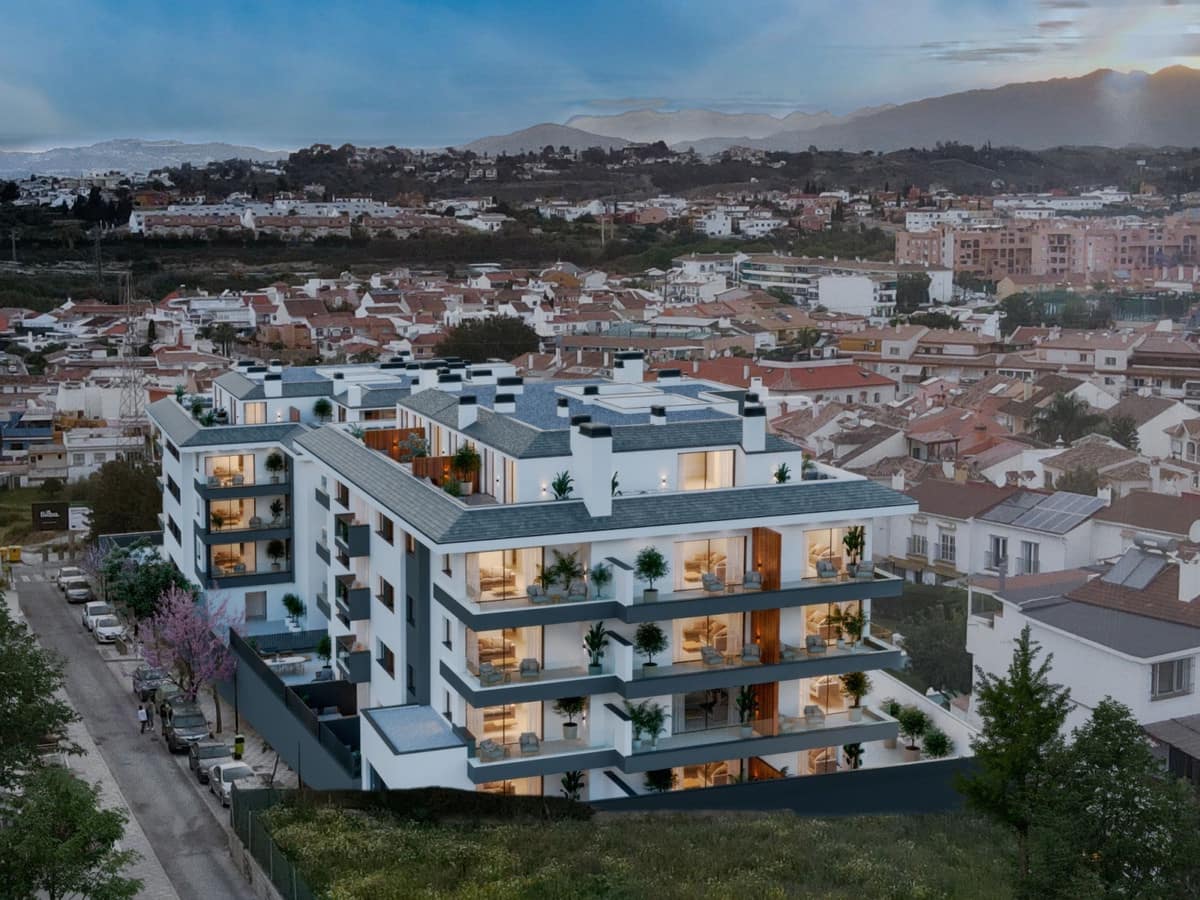 2 soverom Leilighet til salgs i Fuengirola med garasje - € 357 000 (Ref: 9431832)