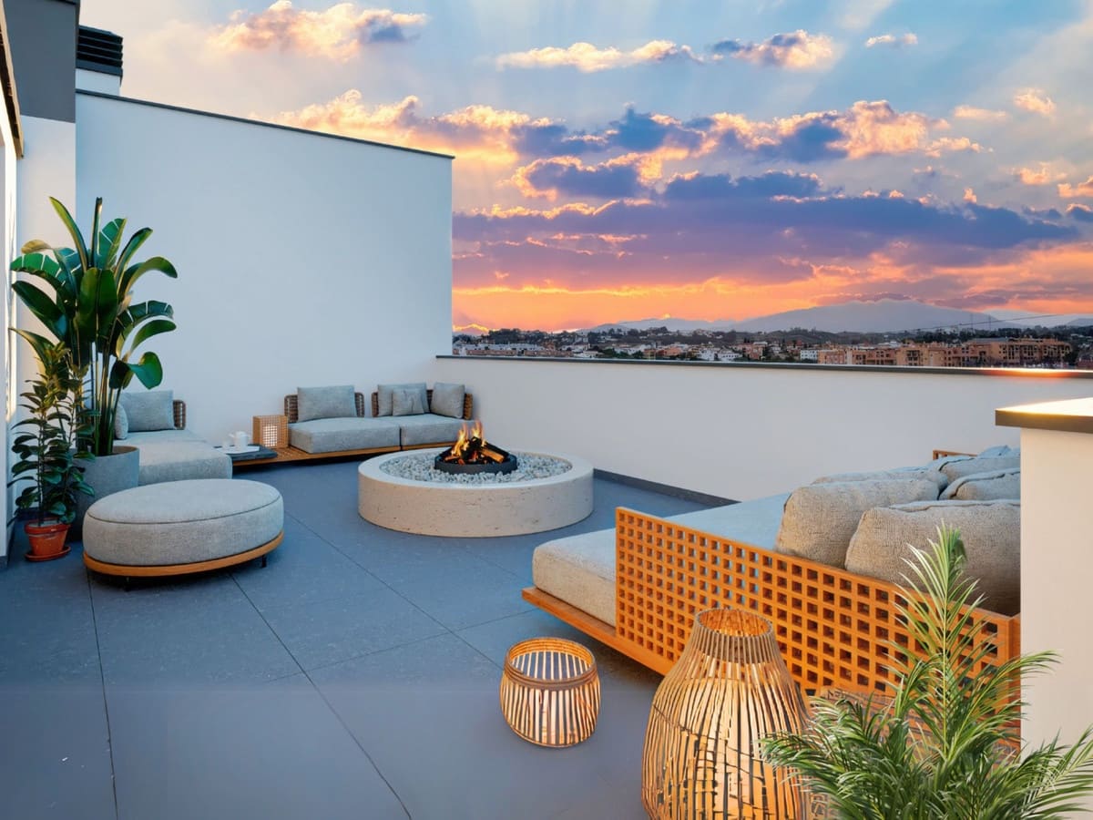 2 soverom Leilighet til salgs i Fuengirola med garasje - € 357 000 (Ref: 9431832)