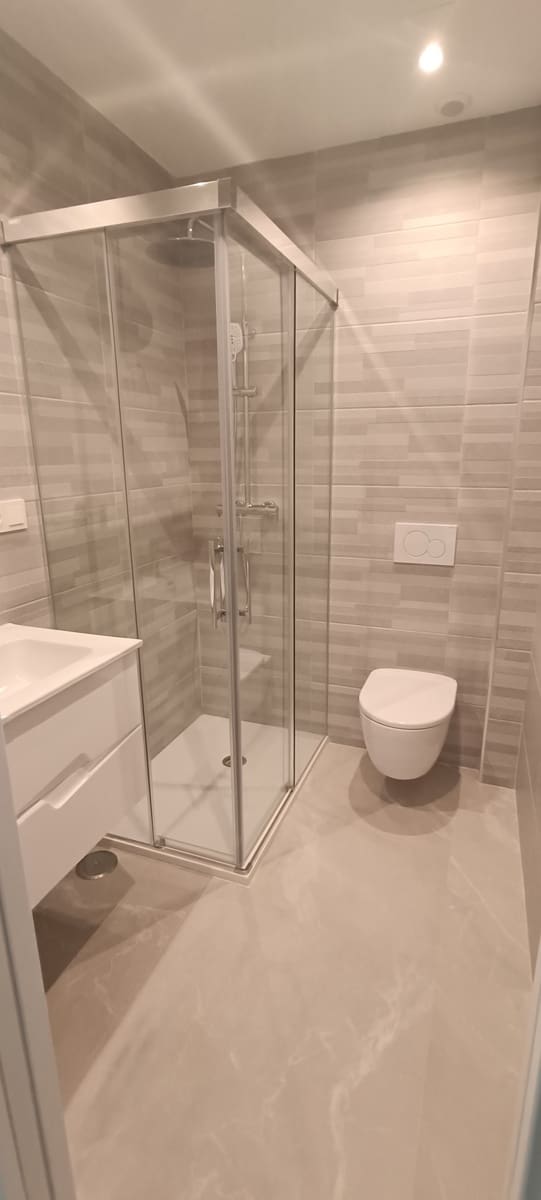 2 bedroom Apartment for sale in Fuengirola - € 335,000 (Ref: 9431836)