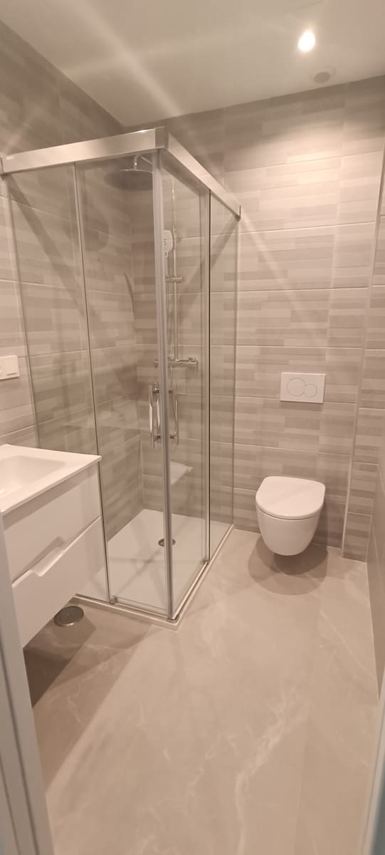 2 bedroom Apartment for sale in Fuengirola - € 370,000 (Ref: 9431836)
