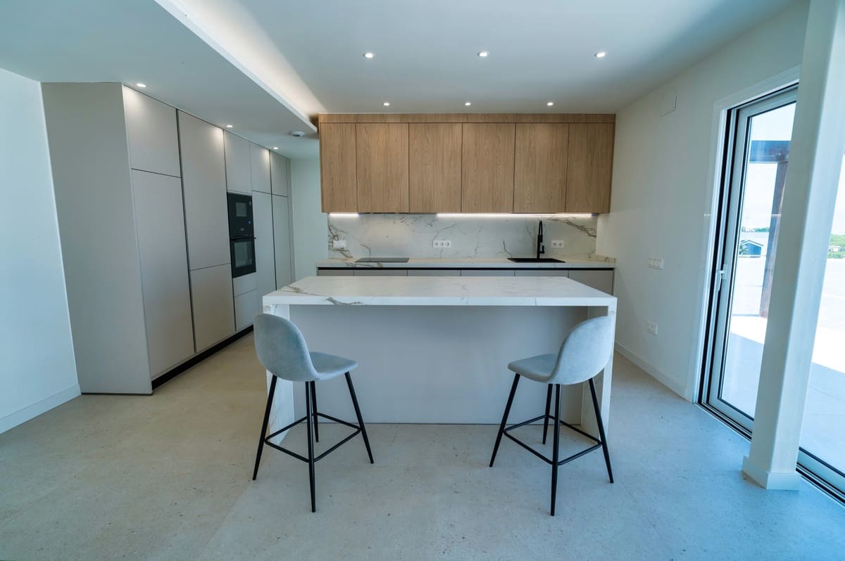 4 sypialnia Willa na sprzedaż w Pinos de Alhaurin - 890 000 € (Ref: 9432037)