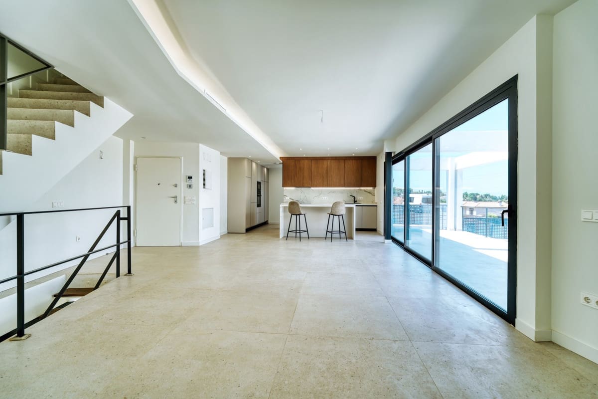 4 sypialnia Willa na sprzedaż w Pinos de Alhaurin - 890 000 € (Ref: 9432037)