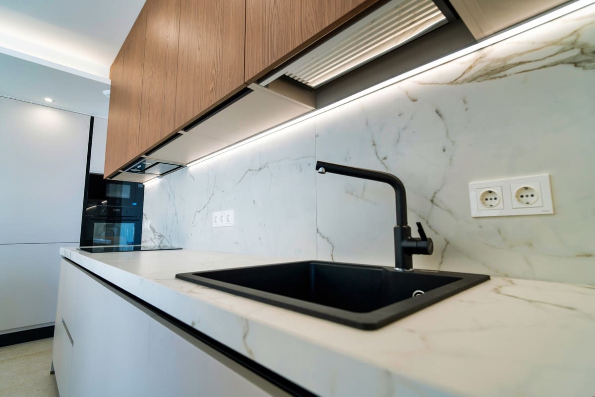 4 sypialnia Willa na sprzedaż w Pinos de Alhaurin - 890 000 € (Ref: 9432037)